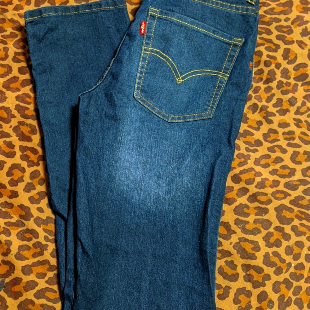Levi 510 jeans
